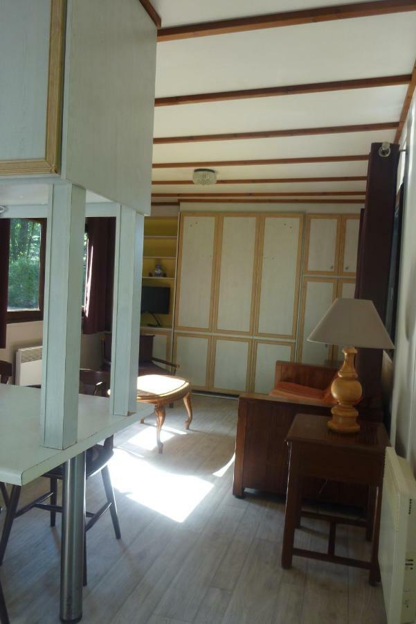 Relais Du Saussay Villa Pertheville-Ners Exterior photo
