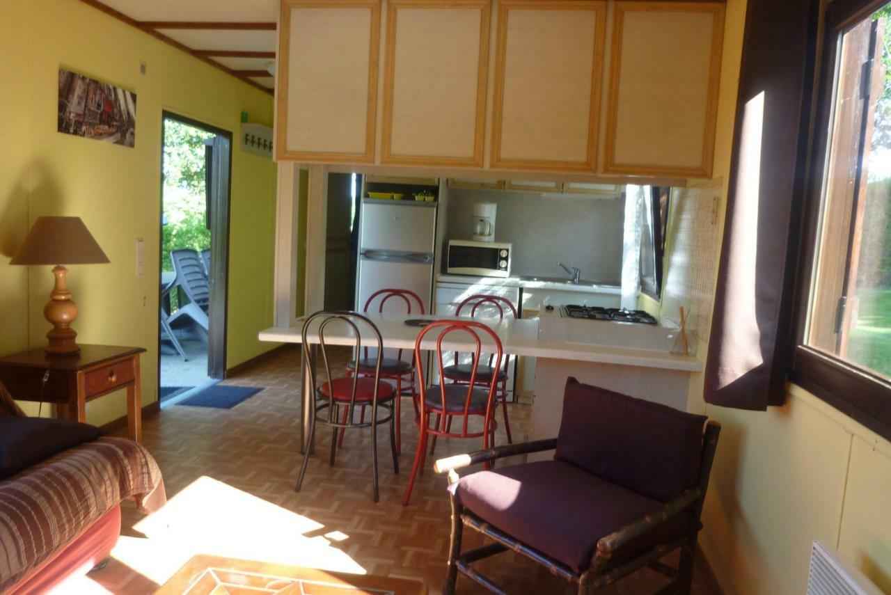 Relais Du Saussay Villa Pertheville-Ners Exterior photo